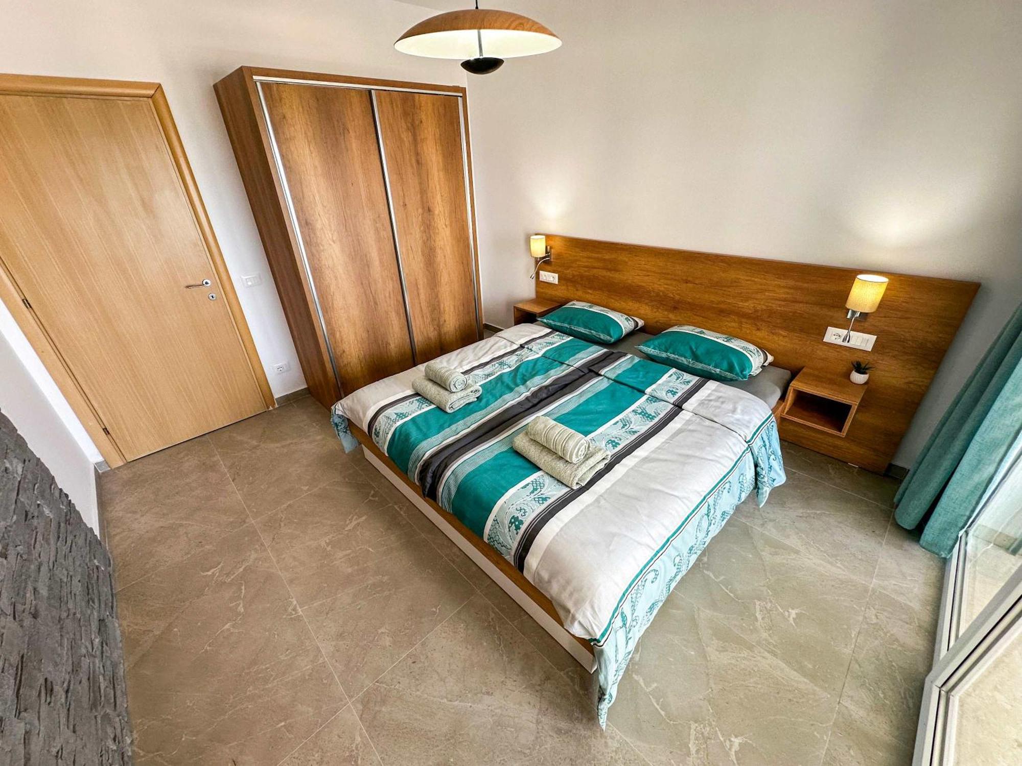 1 Bedroom 1330 Appartement *